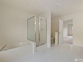 10129 224th Ave NE, Redmond WA 98053