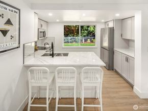 6202 122nd Avenue SE, Bellevue WA 98006