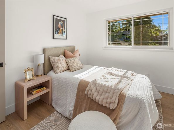 6202 122nd Avenue SE, Bellevue WA 98006