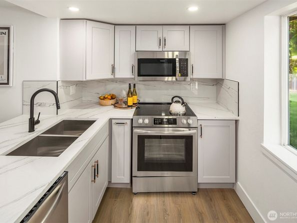6202 122nd Avenue SE, Bellevue WA 98006