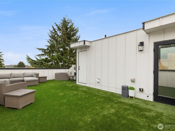 4556 34th Ave S, Seattle WA 98118