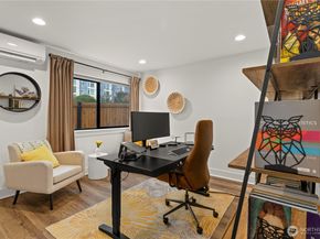 4556 34th Ave S, Seattle WA 98118
