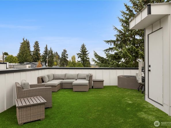 4556 34th Ave S, Seattle WA 98118