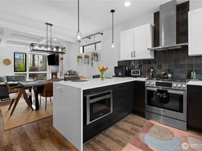 4556 34th Ave S, Seattle WA 98118