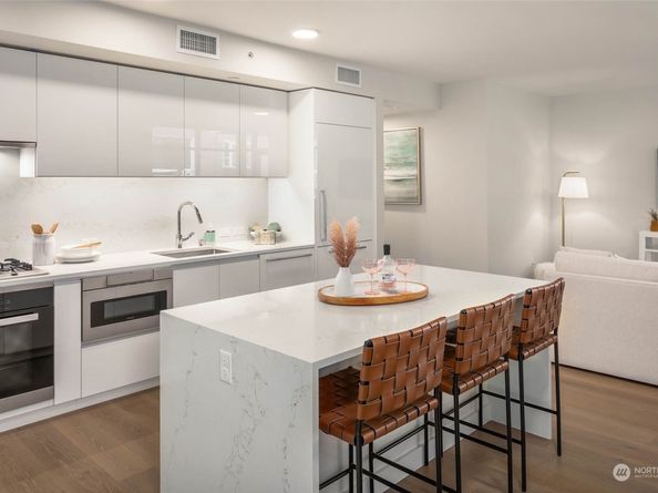 1250 Alki Avenue SW 3H, Seattle WA 98116