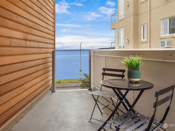 1250 Alki Avenue SW 3H, Seattle WA 98116