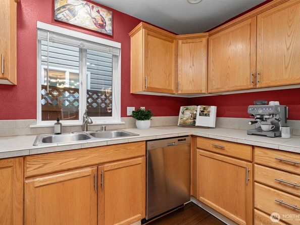 6405 Lombard Avenue A, Everett WA 98203