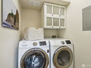 2122 NW Boulder Way Drive, Issaquah WA 98027