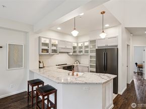 2122 NW Boulder Way Drive, Issaquah WA 98027