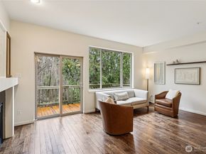 2122 NW Boulder Way Drive, Issaquah WA 98027