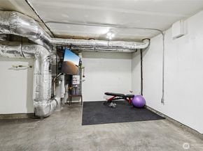 2122 NW Boulder Way Drive, Issaquah WA 98027