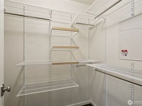 2122 NW Boulder Way Drive, Issaquah WA 98027