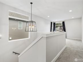 22213 17th Avenue W, Lynnwood WA 98036