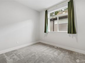 22213 17th Avenue W, Lynnwood WA 98036