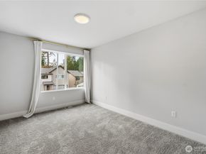 22213 17th Avenue W, Lynnwood WA 98036