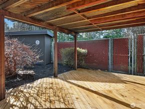 16505 67th Avenue W, Lynnwood WA 98037