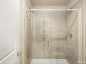 849 Third Avenue NE, Issaquah WA 98029