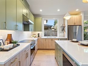 9315 132nd Avenue NE B, Kirkland WA 98033