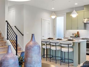 9315 132nd Avenue NE B, Kirkland WA 98033