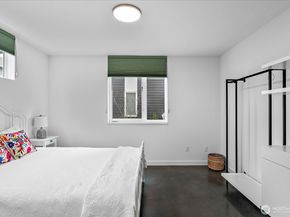 4307 Francis Avenue N B, Seattle WA 98103