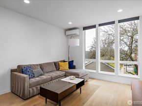 4307 Francis Avenue N B, Seattle WA 98103