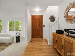 12704 37th Avenue NE, Seattle WA 98125