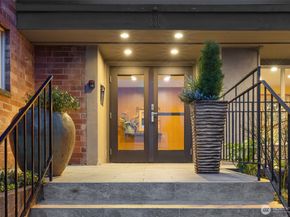 330 W Olympic Place 407, Seattle WA 98119