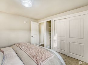 12830 37th Avenue S, Tukwila WA 98168