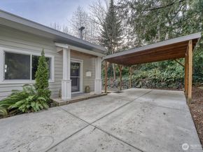 12830 37th Avenue S, Tukwila WA 98168