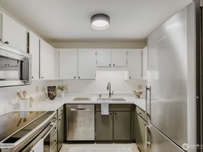 2501 Canterbury Lane E 215, Seattle WA 98112