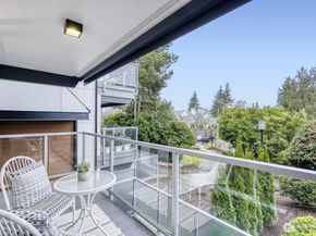 2501 Canterbury Lane E 215, Seattle WA 98112