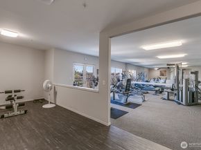 3221 SW Avalon Way 201, Seattle WA 98126