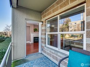 3221 SW Avalon Way 201, Seattle WA 98126