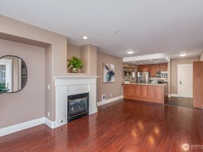 3221 SW Avalon Way 201, Seattle WA 98126