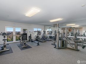 3221 SW Avalon Way 201, Seattle WA 98126