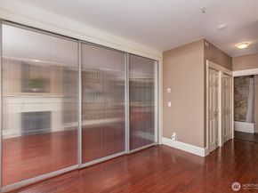 3221 SW Avalon Way 201, Seattle WA 98126