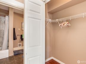 3221 SW Avalon Way 201, Seattle WA 98126