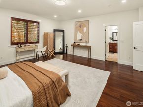 14424 SE 17th St, Bellevue WA 98007