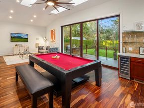 14424 SE 17th St, Bellevue WA 98007