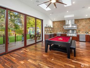 14424 SE 17th St, Bellevue WA 98007