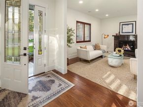 14424 SE 17th St, Bellevue WA 98007