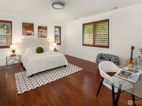 14424 SE 17th St, Bellevue WA 98007