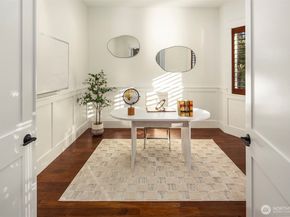 14424 SE 17th St, Bellevue WA 98007