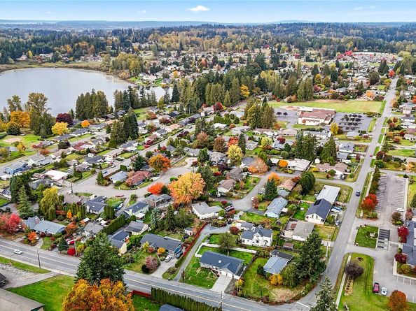 1302 Pine Avenue, Snohomish WA 98290