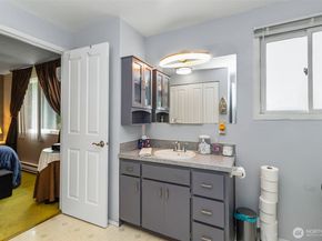 1302 Pine Avenue, Snohomish WA 98290