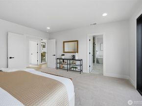 16068 SE 44TH Court, Bellevue WA 98006