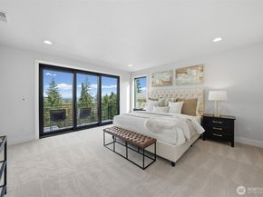 16068 SE 44TH Court, Bellevue WA 98006