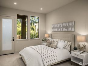 14948 SE 43rd Street, Bellevue WA 98006