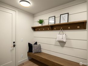 14948 SE 43rd Street, Bellevue WA 98006