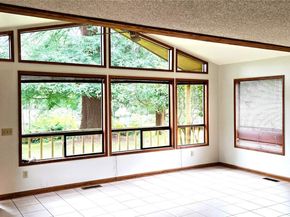 17017 10th Avenue NE, Shoreline WA 98155
